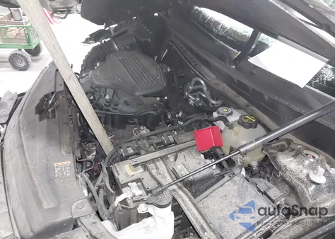 2025 Cadillac Xt6 Awd Premium Luxury z USA, uszkodzony, nr VIN 1GYKPDRS2SZ107236